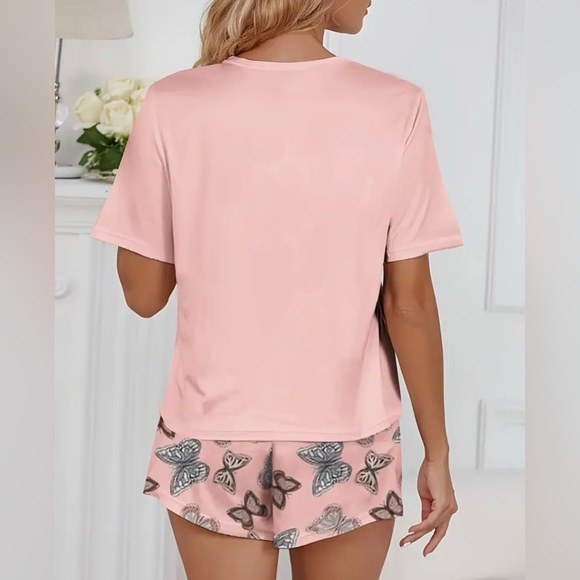 NEW Women’s Pajamas, large, pink, 2 pieces: tshirt, shorts, butterfly graphics - Picture 5 of 5